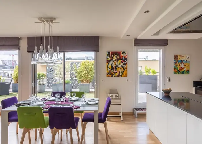 Illanka - Appartement 3 Chambres Avec Parking Et Terrasse Proche Gare